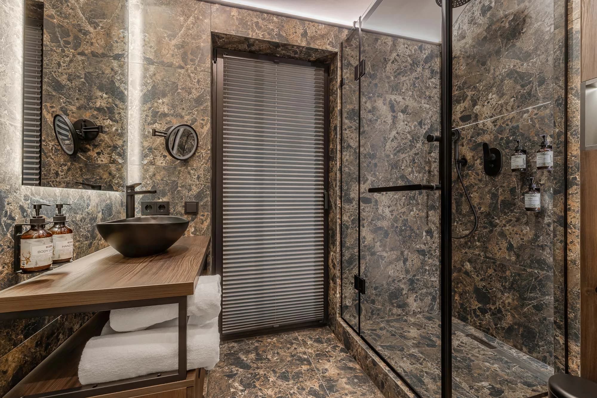Panorama Comfort bathroom